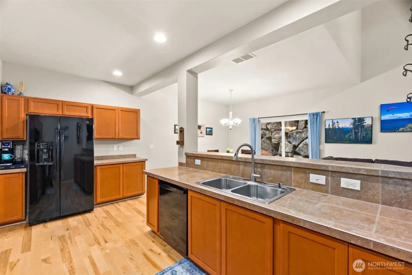 Property photo for 796 Fenway Lane Sw, Olympia photo 17