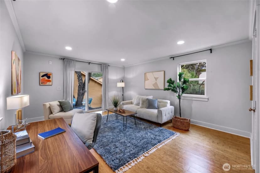 Property photo for 7019 Ravenna Avenue Ne, Seattle photo 22