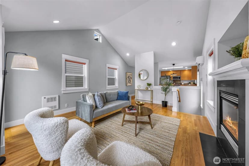 Property photo for 7019 Ravenna Avenue Ne, Seattle photo 5