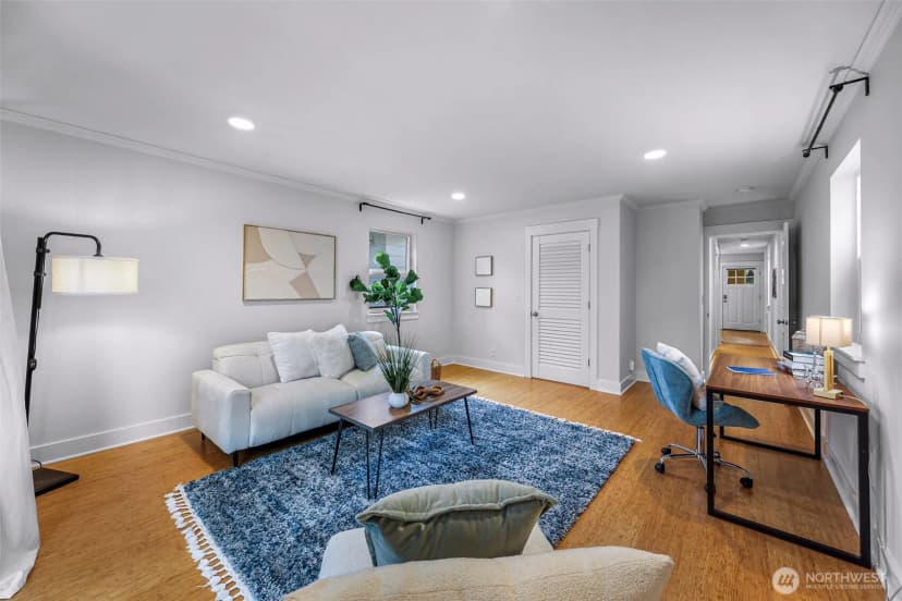 Property photo for 7019 Ravenna Avenue Ne, Seattle photo 23