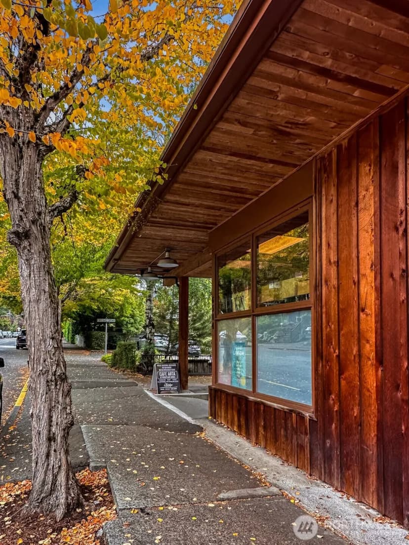 Property photo for 7019 Ravenna Avenue Ne, Seattle photo 37
