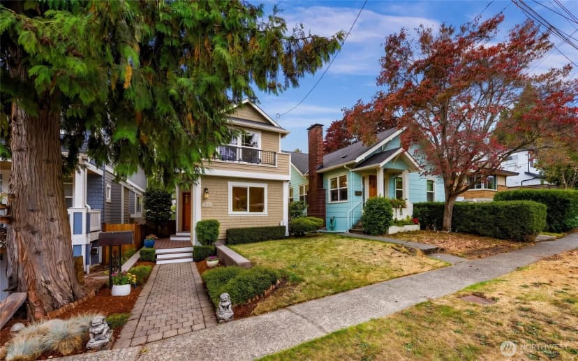 Property photo for 7019 Ravenna Avenue Ne, Seattle photo 3