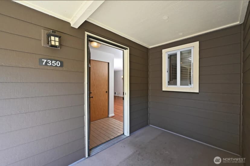 Property photo for 7350 W Lake Sammamish Parkway #3-302, Redmond photo 7
