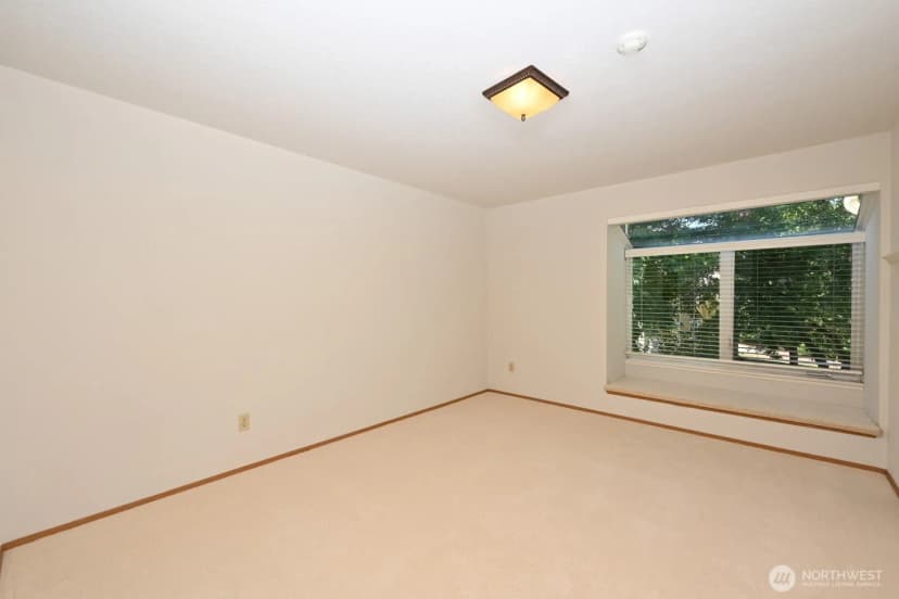 Property photo for 7350 W Lake Sammamish Parkway #3-302, Redmond photo 24