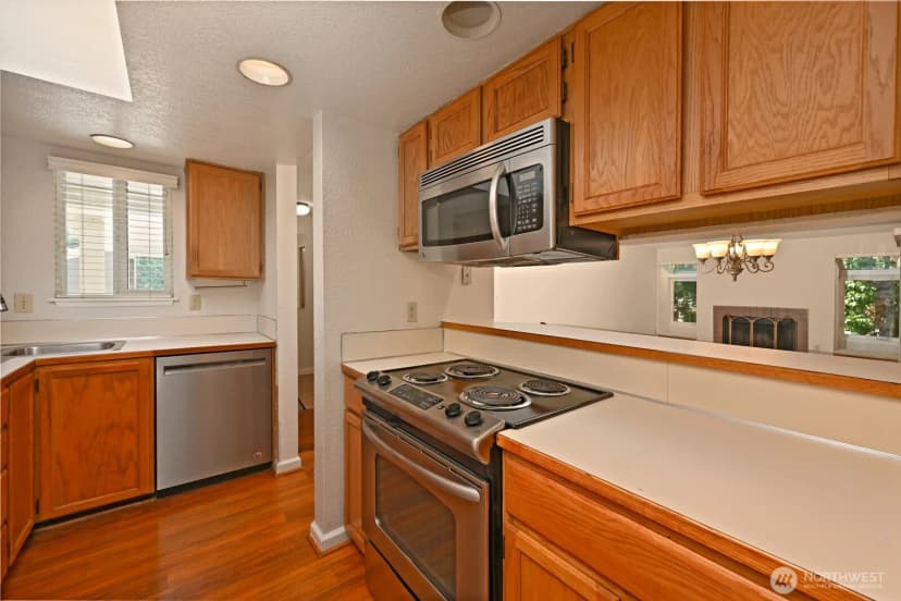 Property photo for 7350 W Lake Sammamish Parkway #3-302, Redmond photo 12