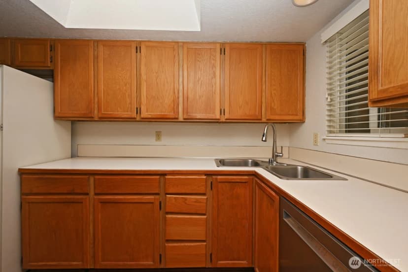 Property photo for 7350 W Lake Sammamish Parkway #3-302, Redmond photo 10