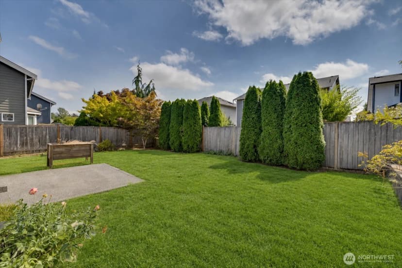 Property photo for 907 Ilwaco Place Ne, Renton photo 29