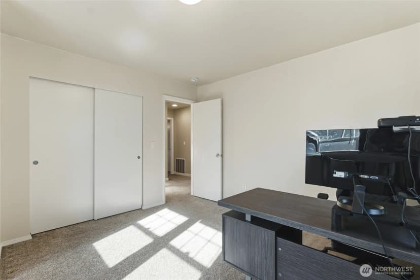 Property photo for 7026 Inlay Street Se, Lacey photo 28