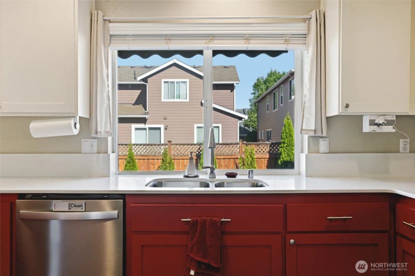 Property photo for 7026 Inlay Street Se, Lacey photo 12