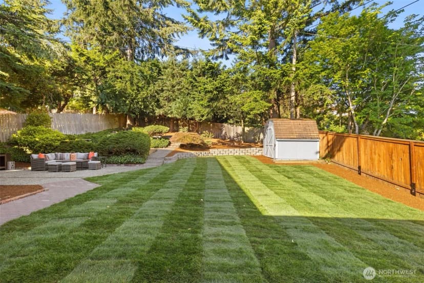Property photo for 12112 25th Ave Sw, Burien photo 27