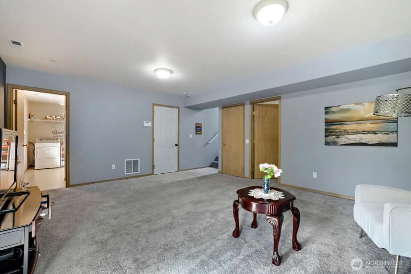 Property photo for 620 90th Street Sw, Everett photo 15