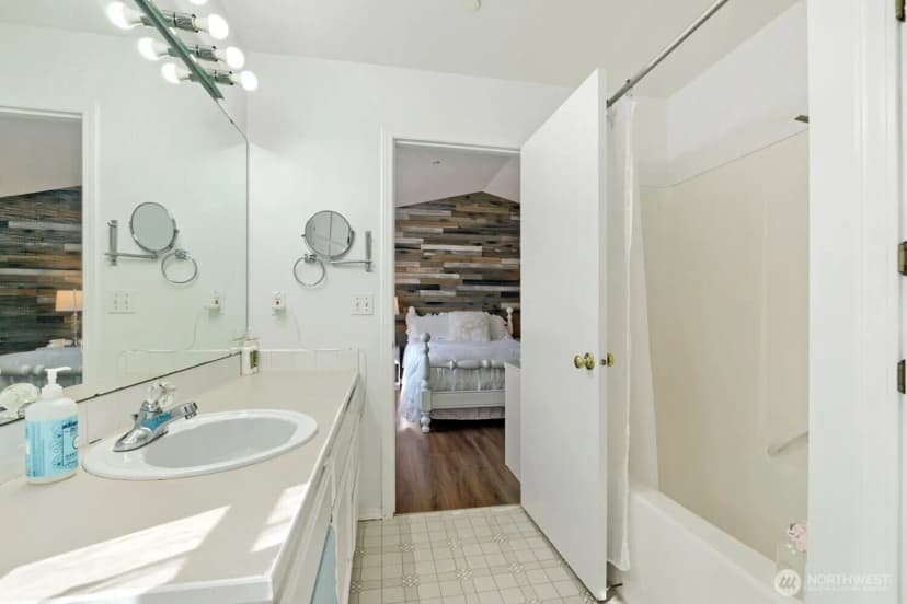 Property photo for 620 90th Street Sw, Everett photo 18