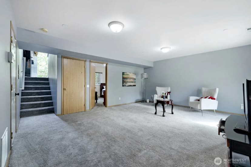 Property photo for 620 90th Street Sw, Everett photo 12