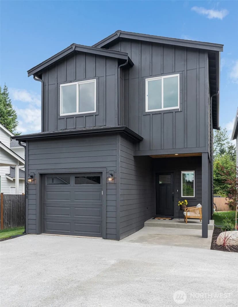Property photo for 230 106th Street Sw #a, Everett photo 2