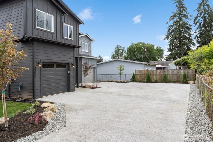 Property photo for 230 106th Street Sw #a, Everett photo 3