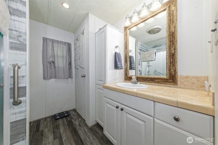Property photo for 2 Dasher, Shelton photo 17