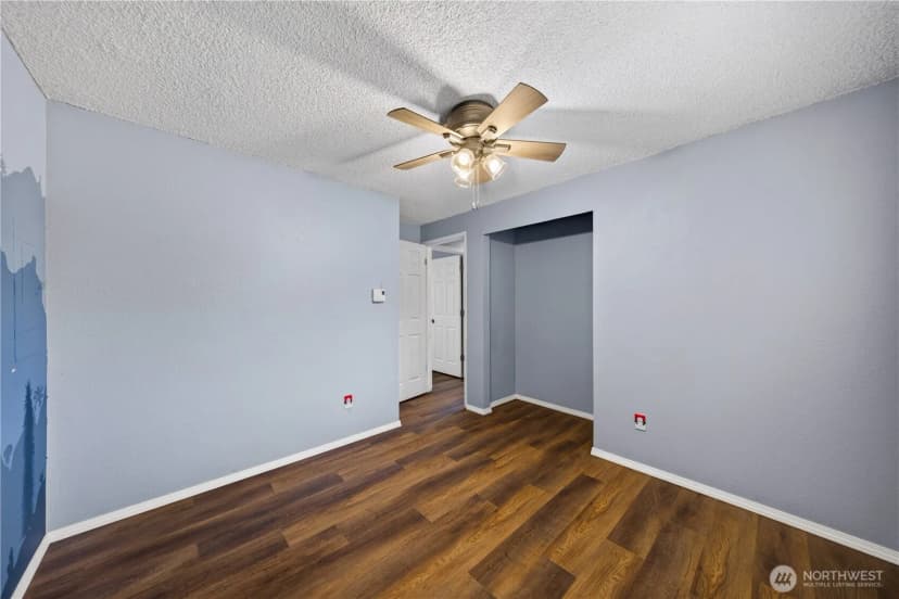 Property photo for 854 Sw Heller Street, Oak Harbor photo 17