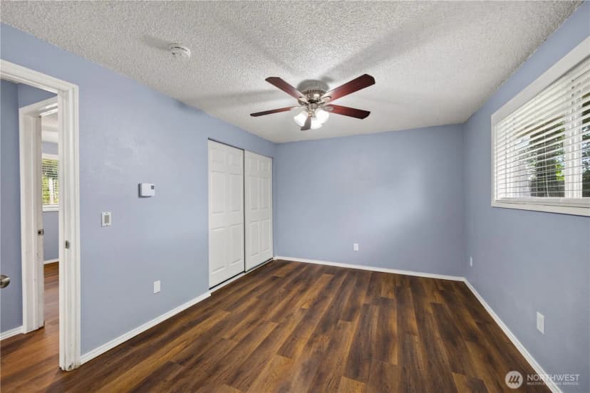 Property photo for 854 Sw Heller Street, Oak Harbor photo 14