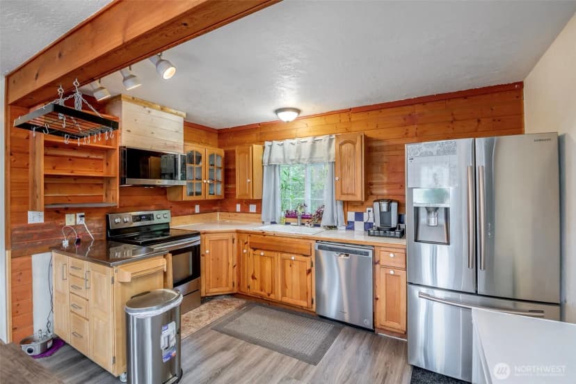 Property photo for 817 Kendall Street, Port Orchard photo 14