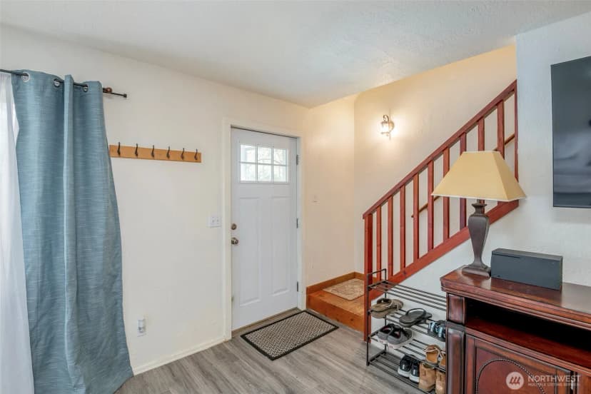 Property photo for 817 Kendall Street, Port Orchard photo 11