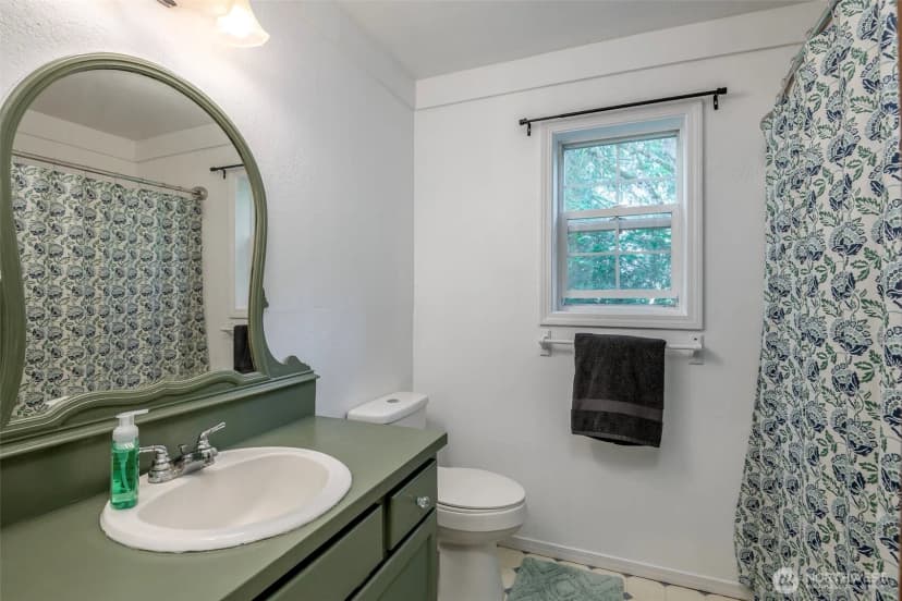 Property photo for 817 Kendall Street, Port Orchard photo 17