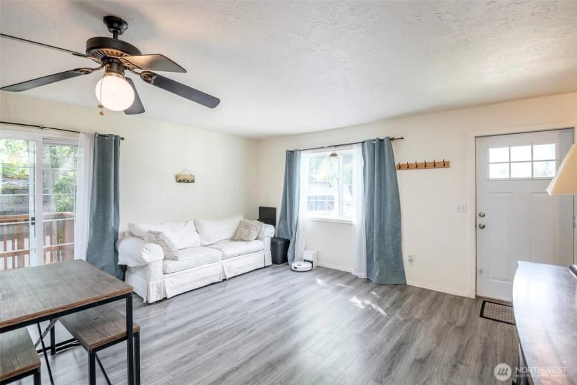 Property photo for 817 Kendall Street, Port Orchard photo 10