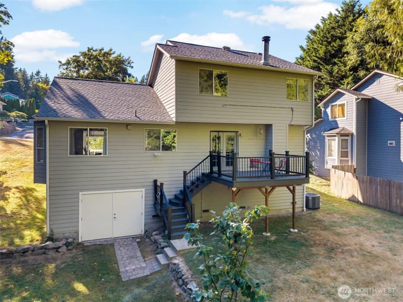 Property photo for 961 Ne Winston Dr, Bremerton photo 31