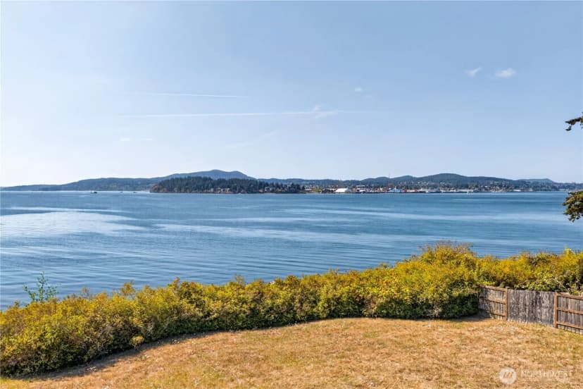 Property photo for 6938 Channel View Drive, Anacortes photo 2