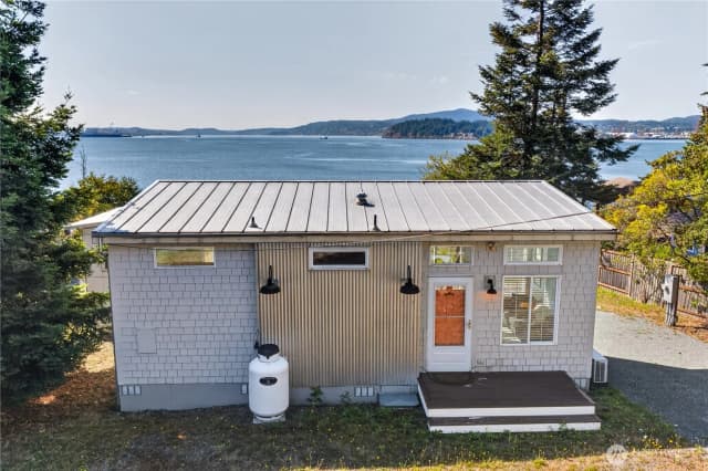 Property photo for 6938 Channel View Drive, Anacortes photo 3
