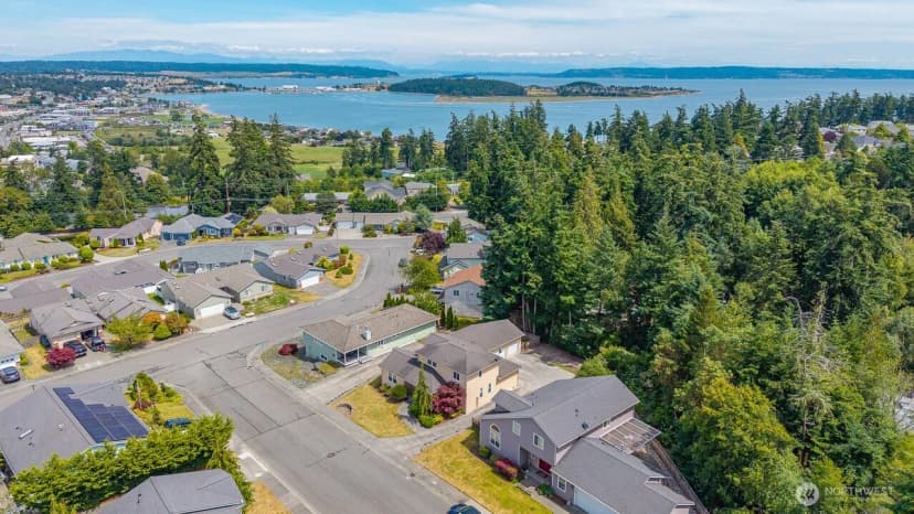 Property photo for 2140 Sw Vista Park Drive, Oak Harbor photo 38