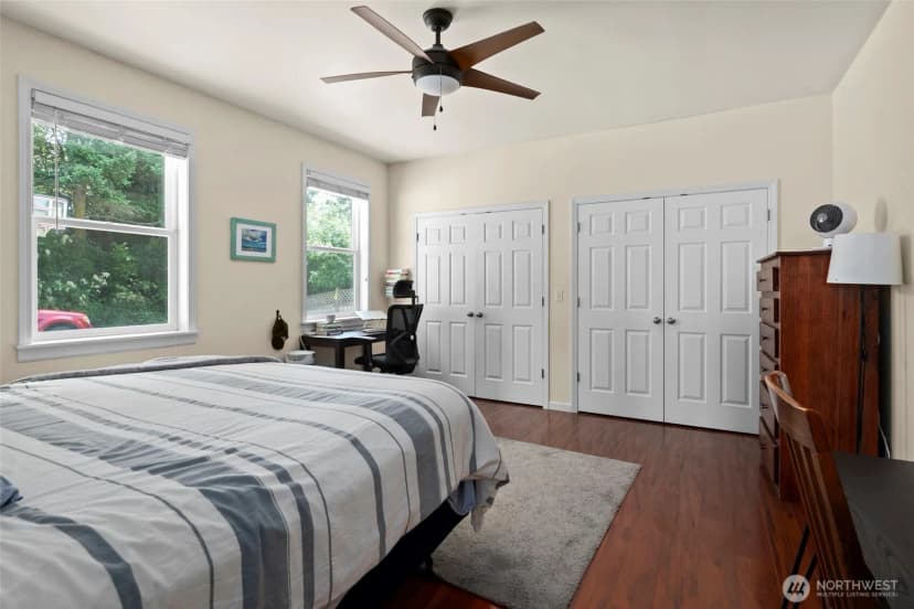 Property photo for 2140 Sw Vista Park Drive, Oak Harbor photo 18
