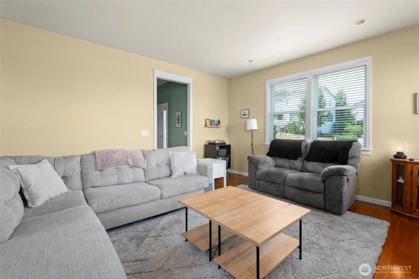 Property photo for 2140 Sw Vista Park Drive, Oak Harbor photo 9
