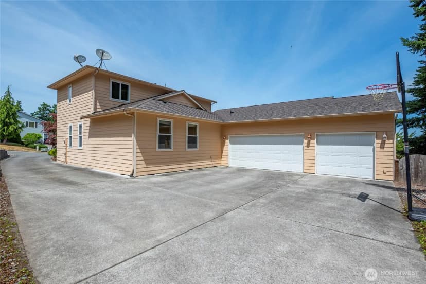 Property photo for 2140 Sw Vista Park Drive, Oak Harbor photo 34