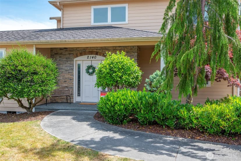 Property photo for 2140 Sw Vista Park Drive, Oak Harbor photo 4