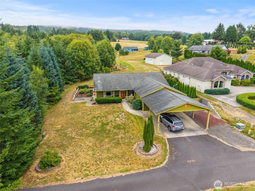 Property photo for 10 Par Drive, Cathlamet photo 4