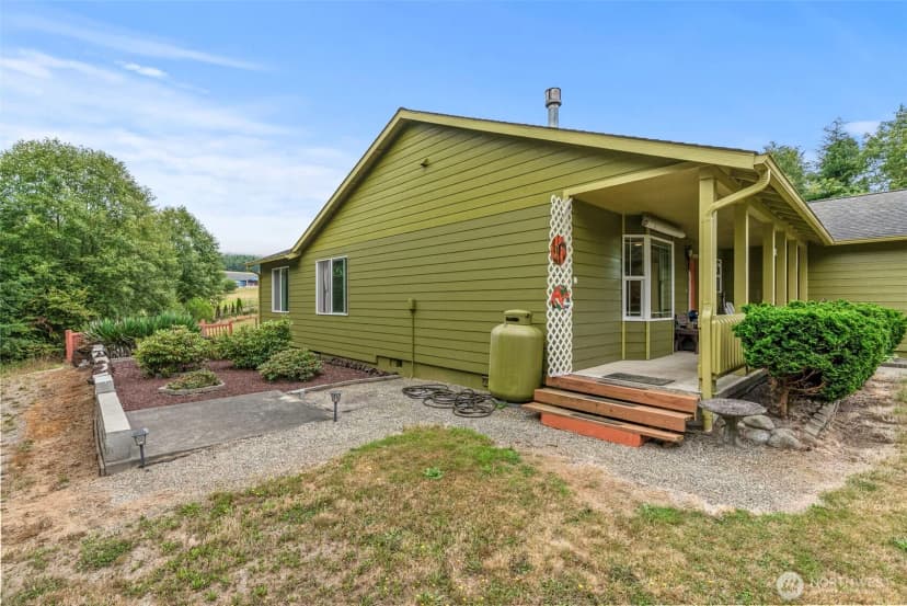 Property photo for 10 Par Drive, Cathlamet photo 27
