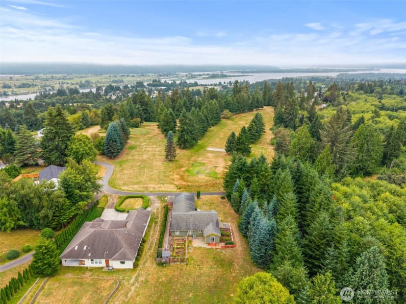 Property photo for 10 Par Drive, Cathlamet photo 39