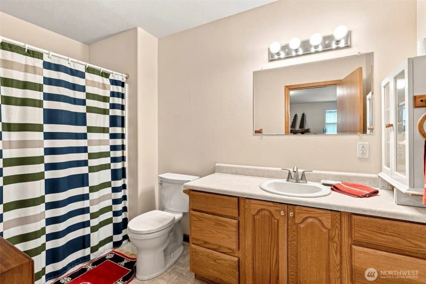 Property photo for 10 Par Drive, Cathlamet photo 22