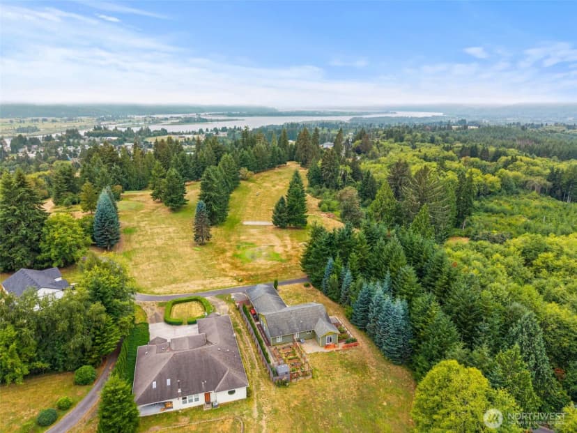 Property photo for 10 Par Drive, Cathlamet photo 38