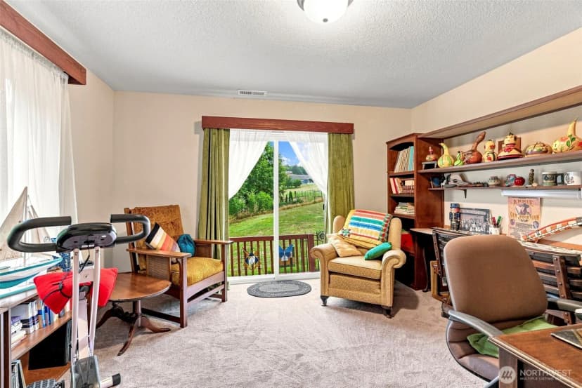Property photo for 10 Par Drive, Cathlamet photo 13
