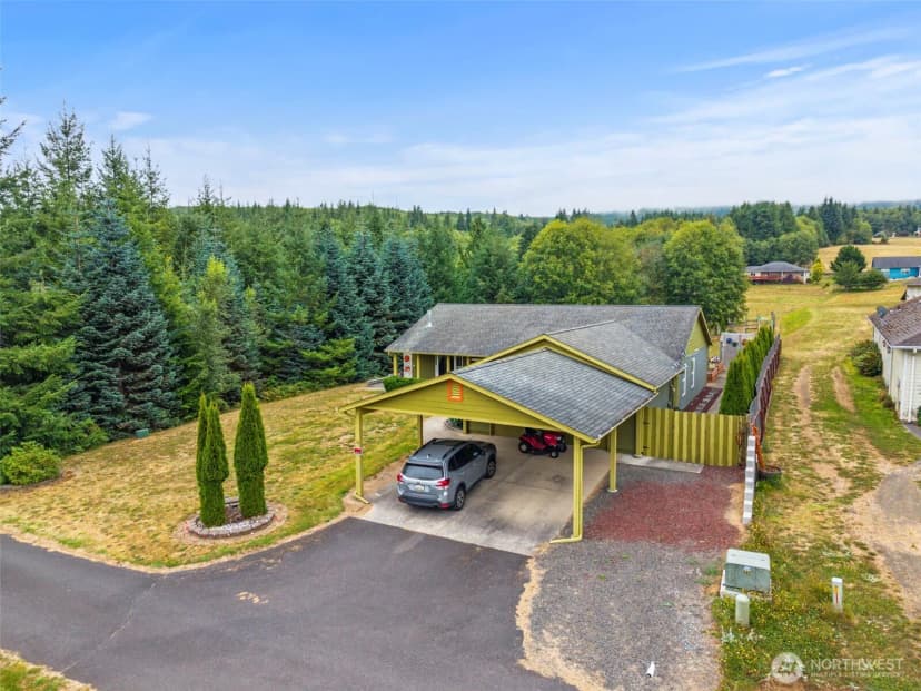 Property photo for 10 Par Drive, Cathlamet photo 2