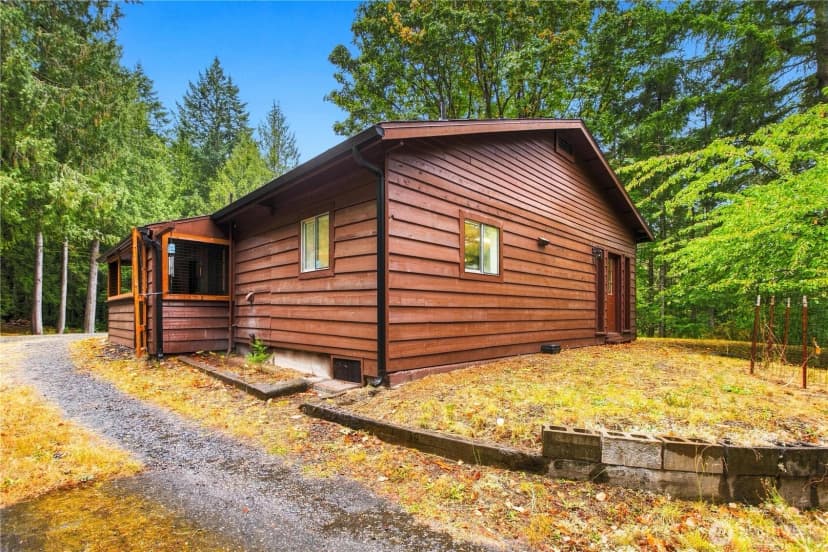 Property photo for 11779 Nw Holly Road, Bremerton photo 5