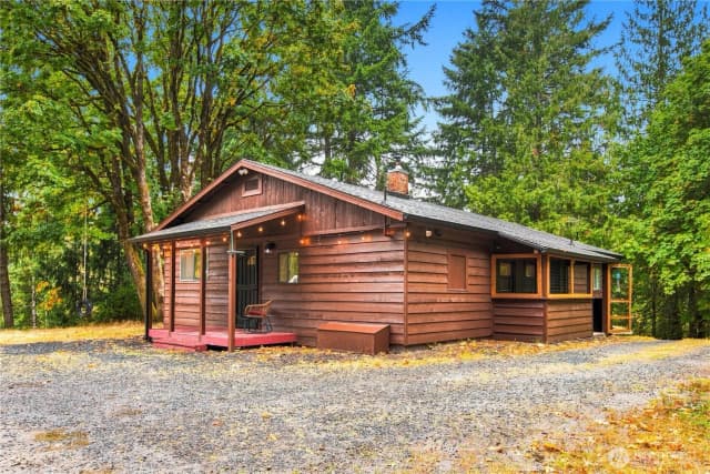 Property photo for 11779 Nw Holly Road, Bremerton photo 4