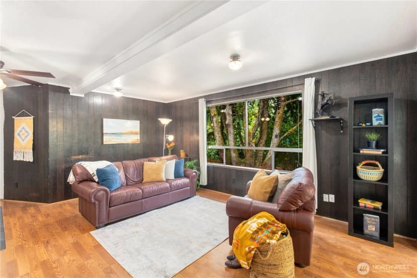 Property photo for 11779 Nw Holly Road, Bremerton photo 10
