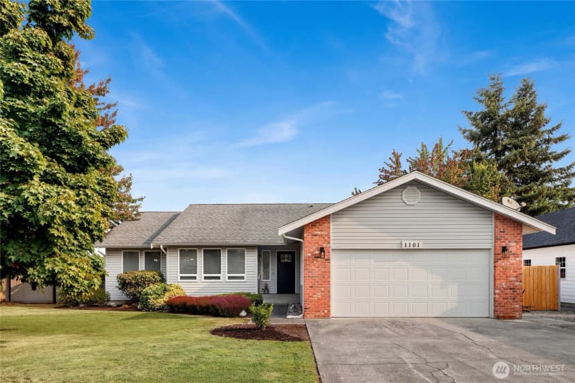 Property photo for 1101 Cascade Way, Lynden