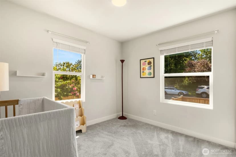 Property photo for 11558 Fremont Avenue, Seattle photo 15