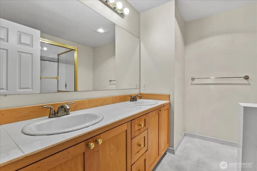 Property photo for 9217 122nd Court Ne #112, Kirkland photo 15