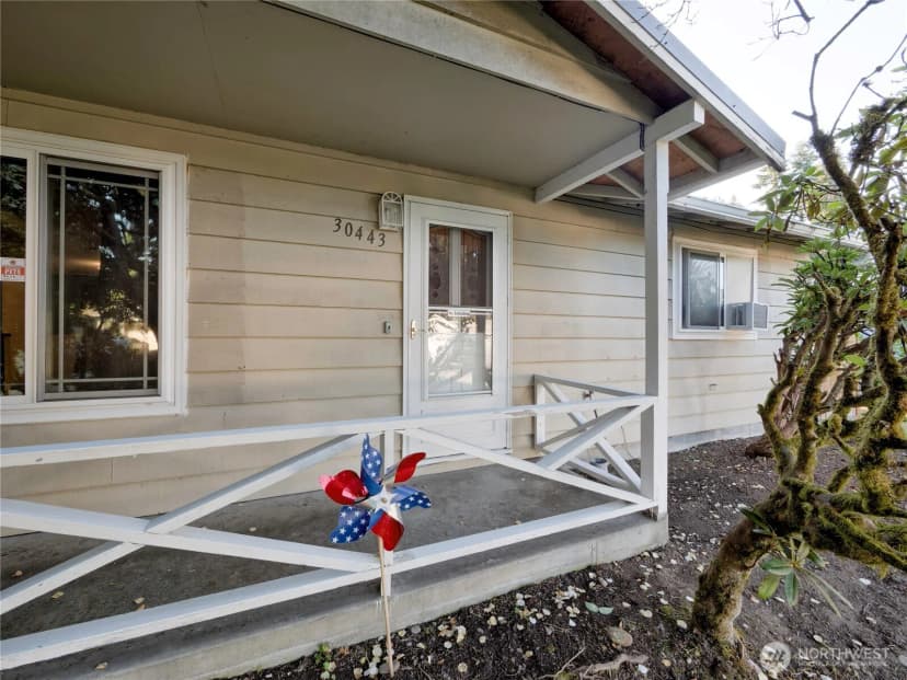 Property photo for 30443 3rd Avenue S, Federal Way photo 24
