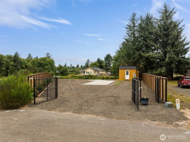 Property photo for 735 Swan Court Se, Ocean Shores photo 5