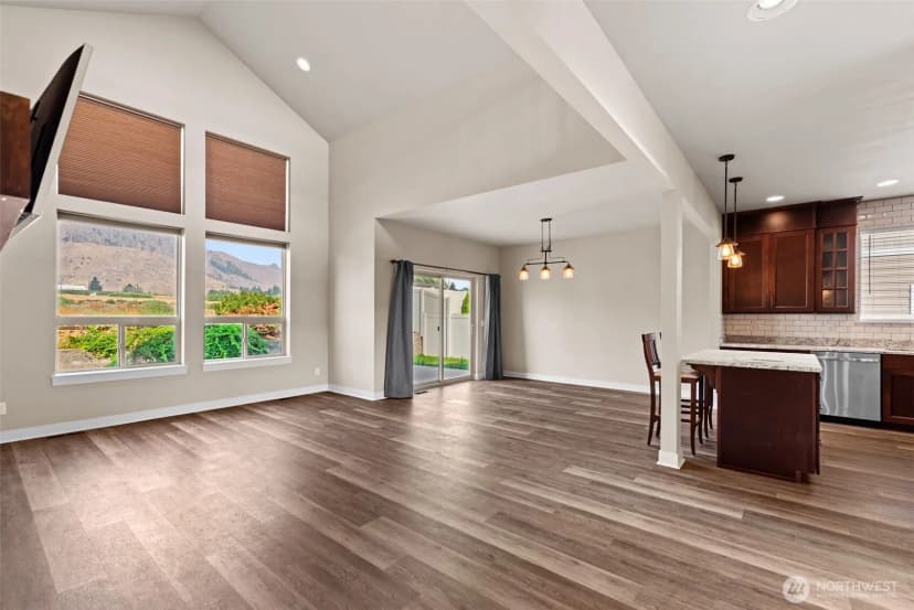 Property photo for 1726 Skeena Court, Wenatchee photo 7
